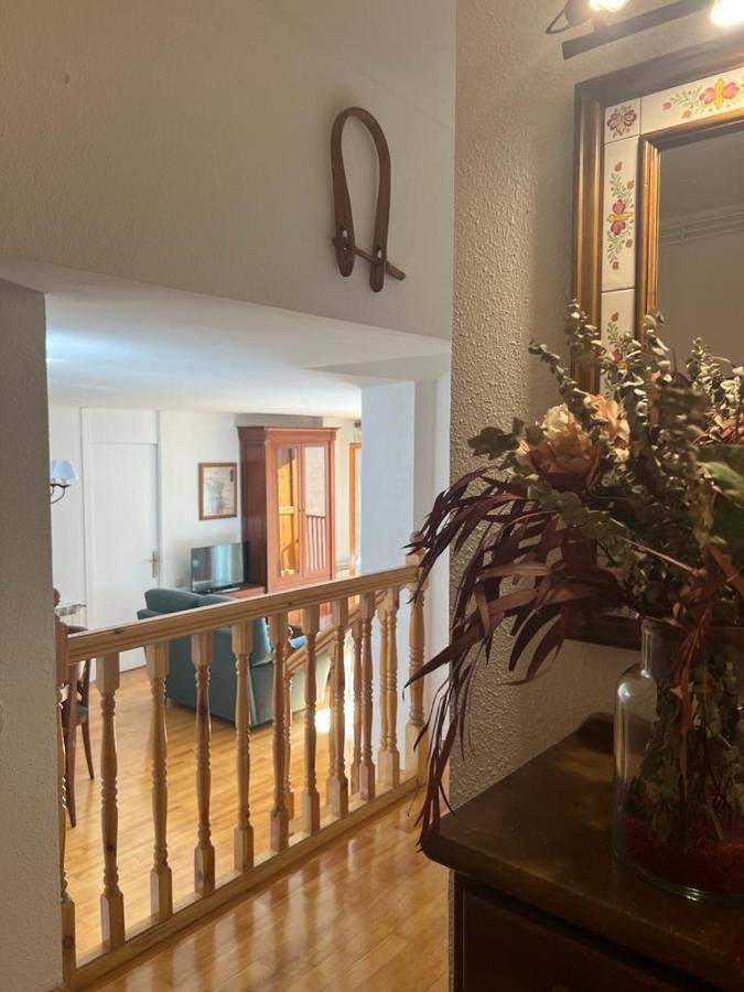 Precioso Duplex En Puigcerda Con Plaza De Parkingアパートメント エクステリア 写真